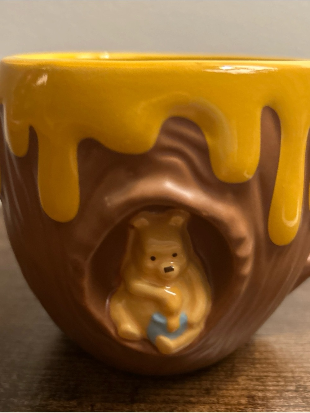 Disney Parks Winnie the Pooh Sculpted Ceramic Mug Honey Pot Tree NWT